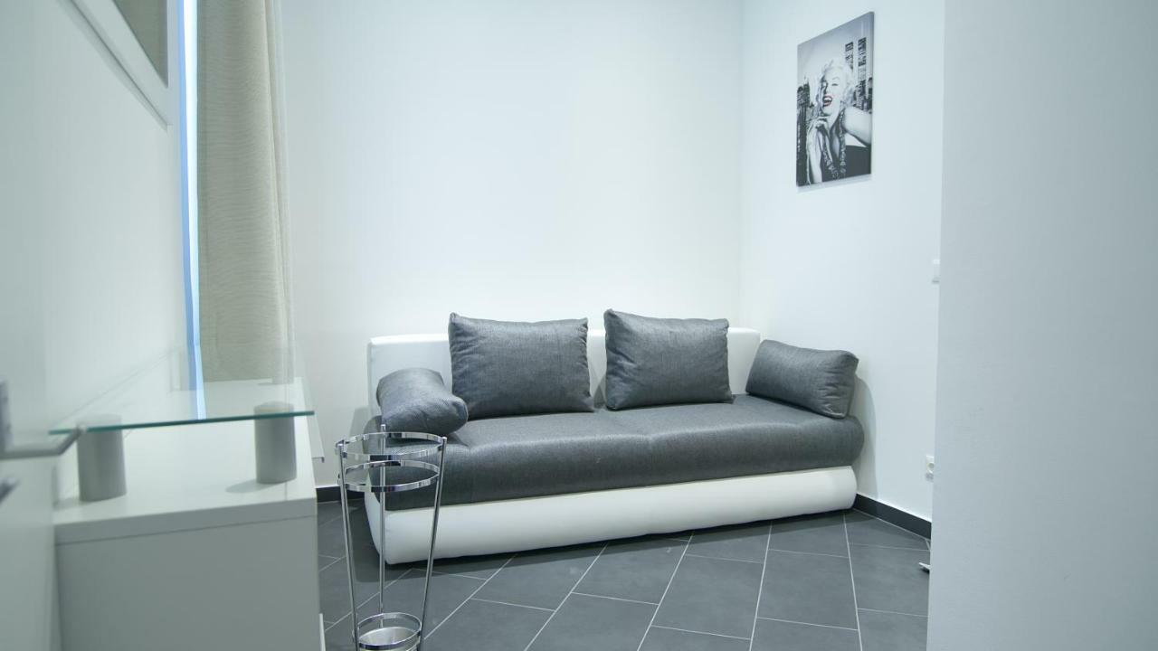 Lotus Apartment Vienne Extérieur photo