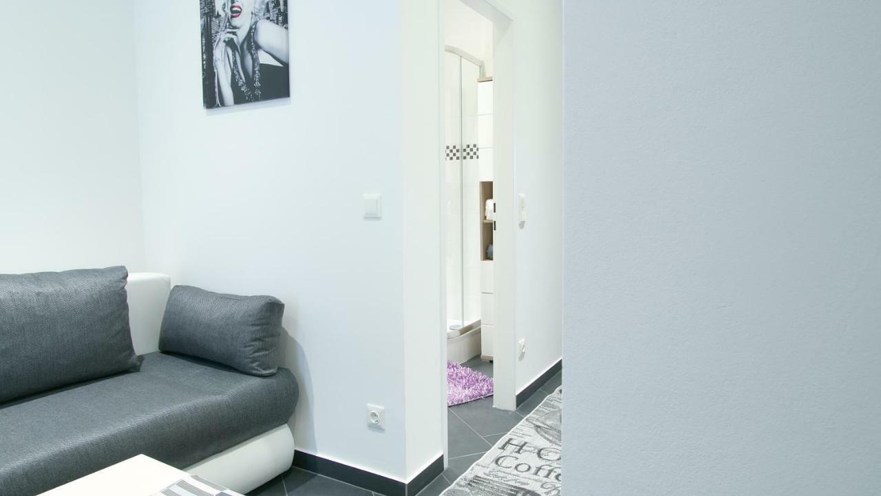 Lotus Apartment Vienne Extérieur photo